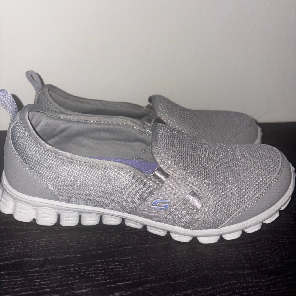Skechers Womens Memory Foam EZ Flex 2 Good Cheer Sneaker - Picture 6 of 8